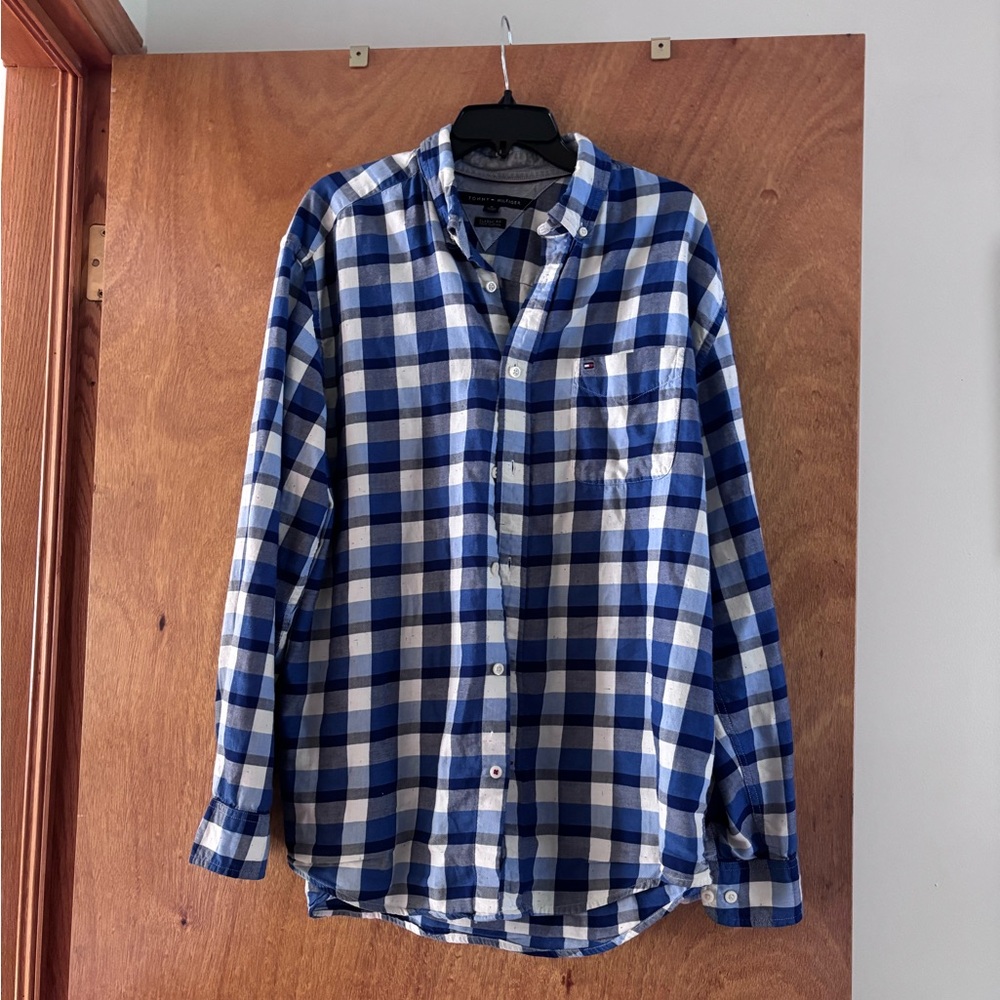 Tommy Hilfiger Men's Checkered Blue and White Shirt